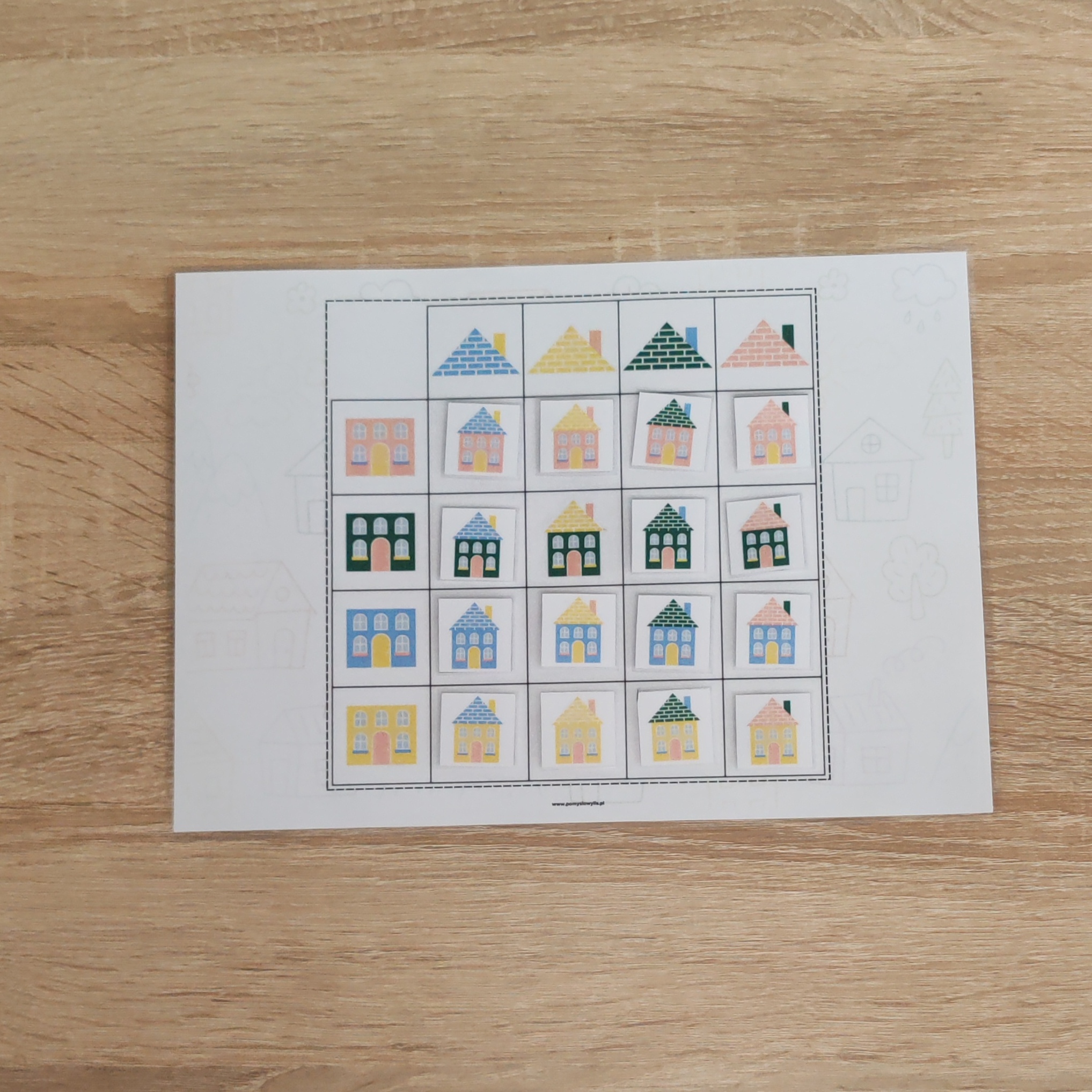 28 KRZ - Domki – dopasowywanie – karta na rzepy